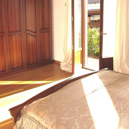 Rose Garden Apartment Verduno