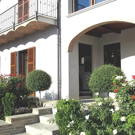Apartment Rose Garden Verduno