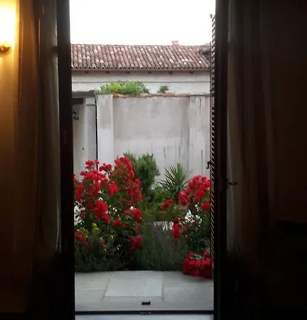 Apartment Rose Garden Verduno